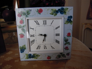 Square Clock with beriies